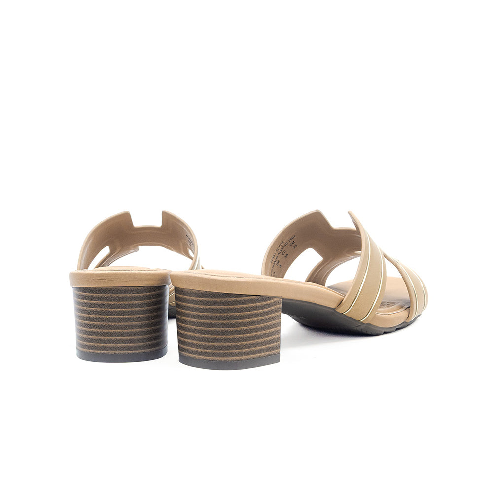 Derra Slip On