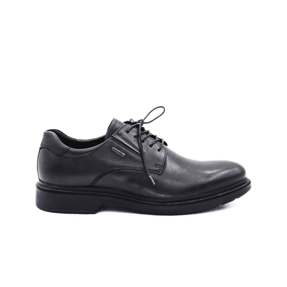 Colton Lace Up