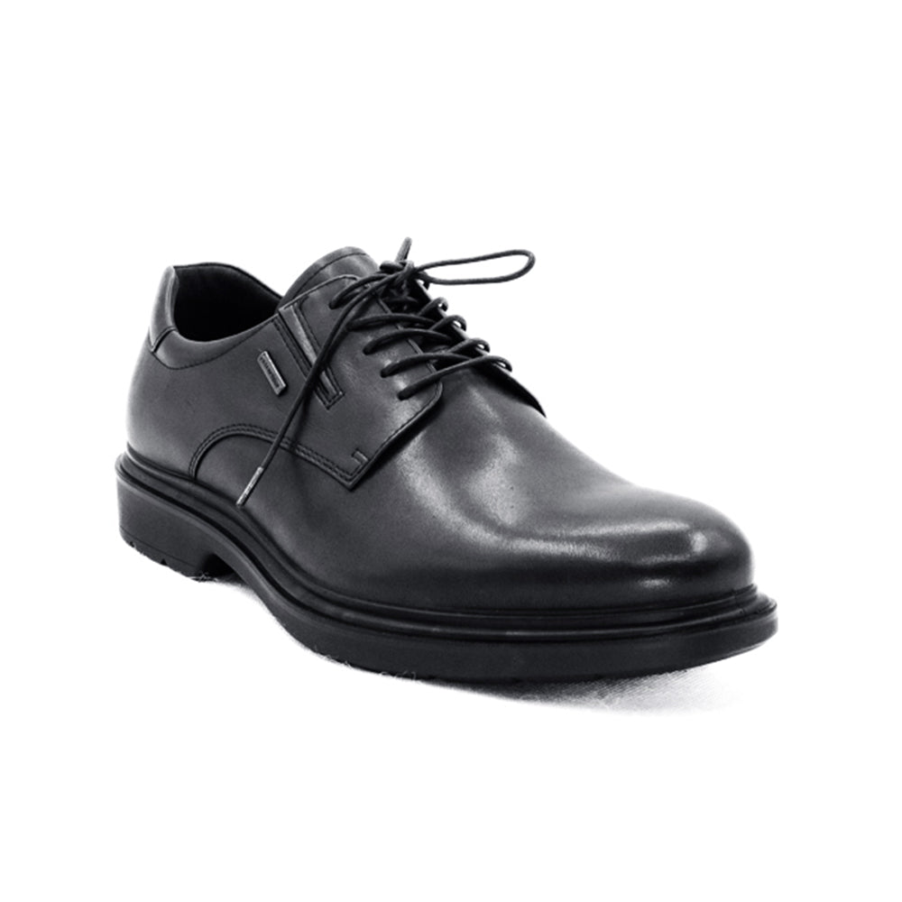 Colton Lace Up