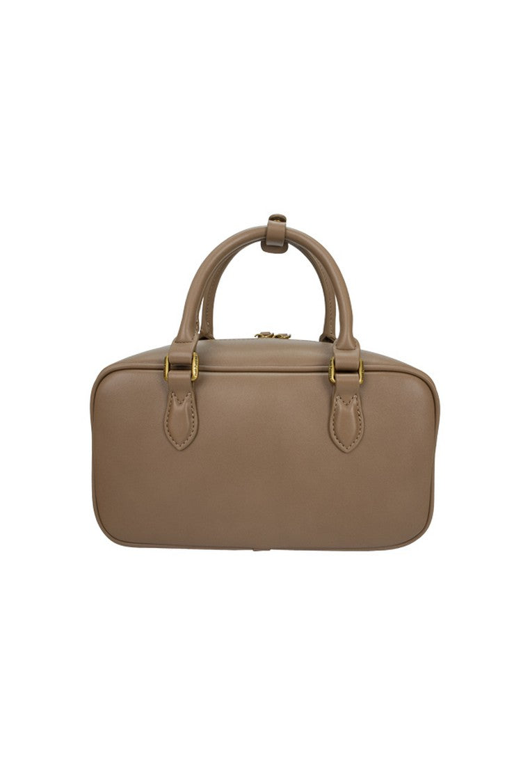 Claire Satchel