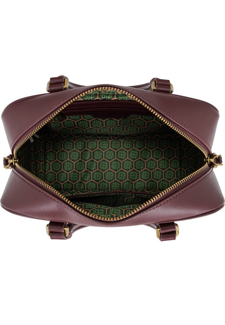 Claire Satchel