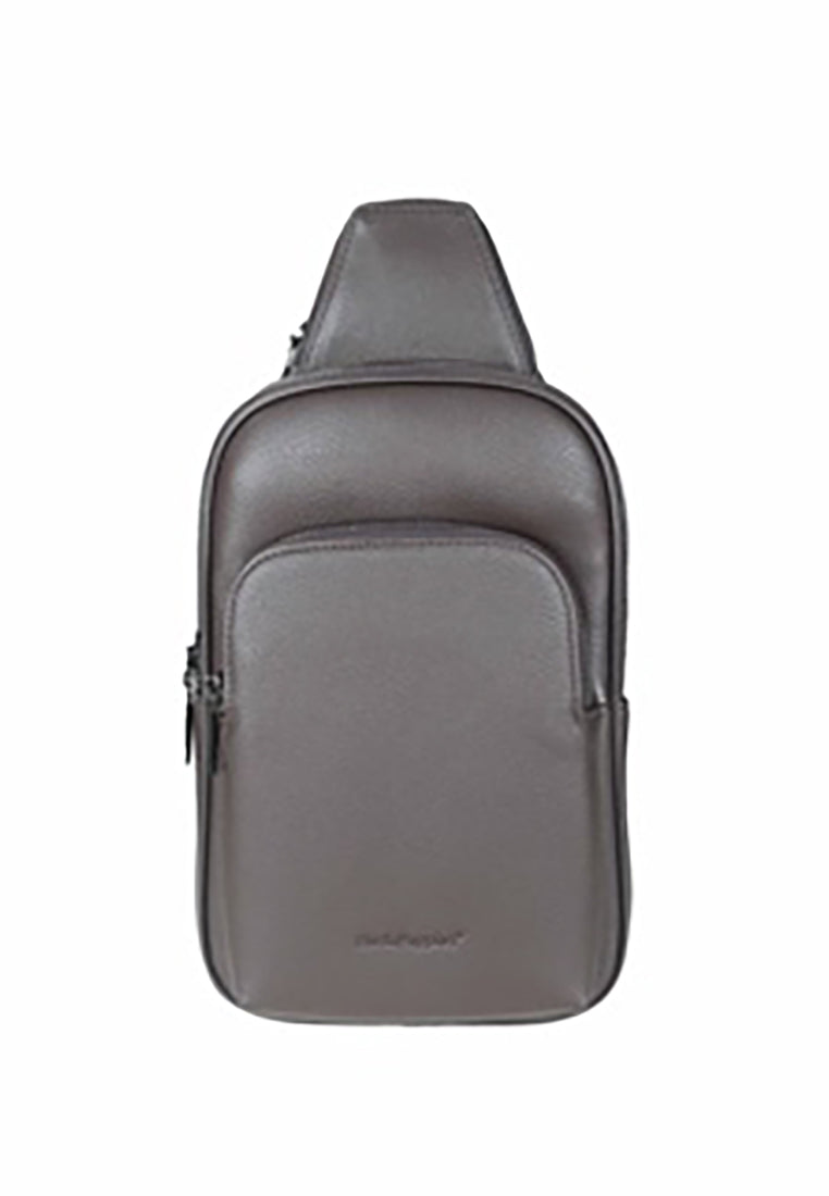 Levia Chest Bag