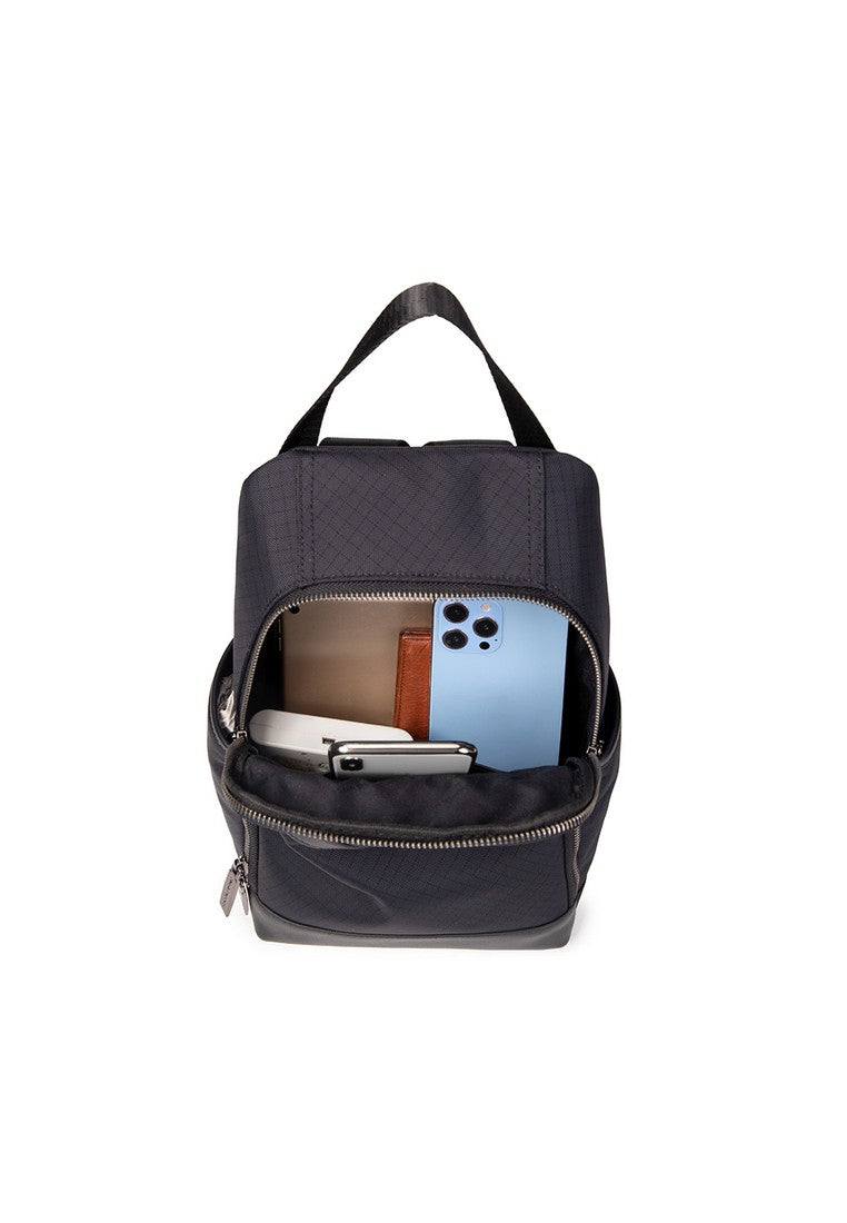 N7 Palmer Chest Bag 2410