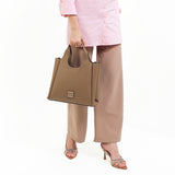 Everly Hobo (M)