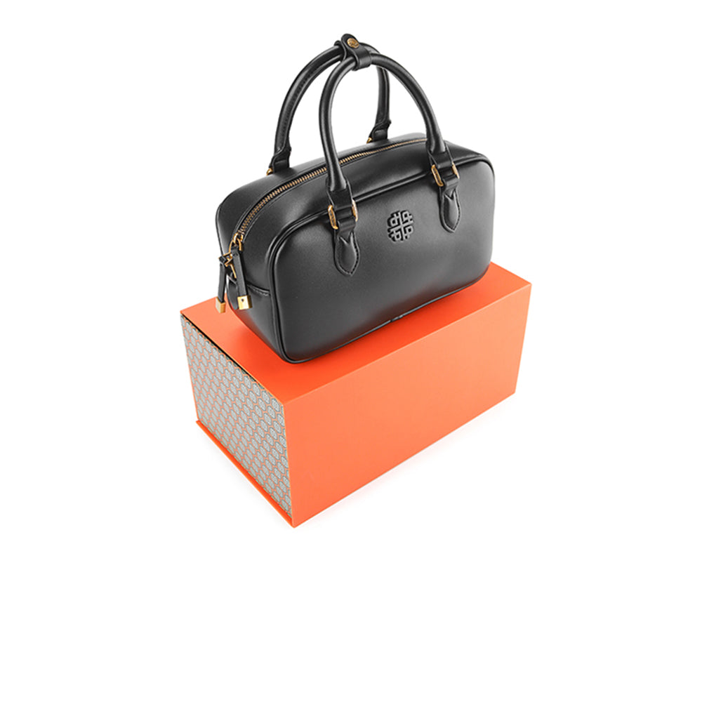 Claire Satchel