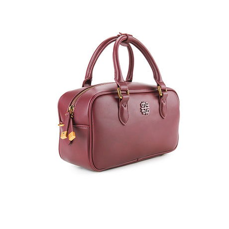 Claire Satchel