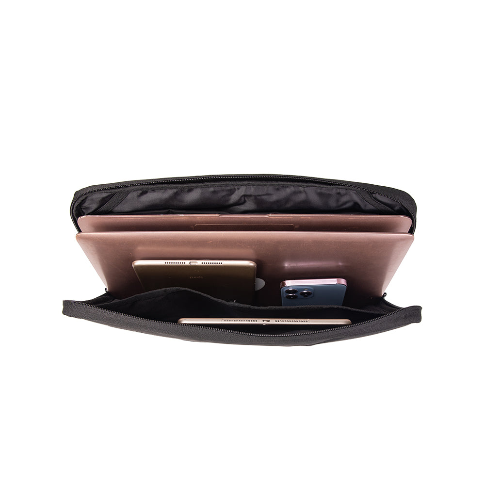 N6 Polly Laptop Sleeve 2410