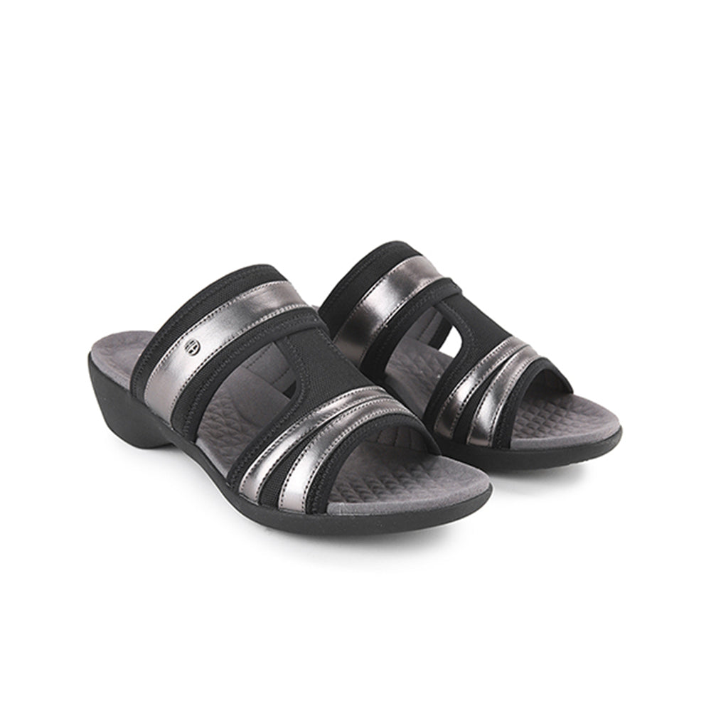 Altis Slip On