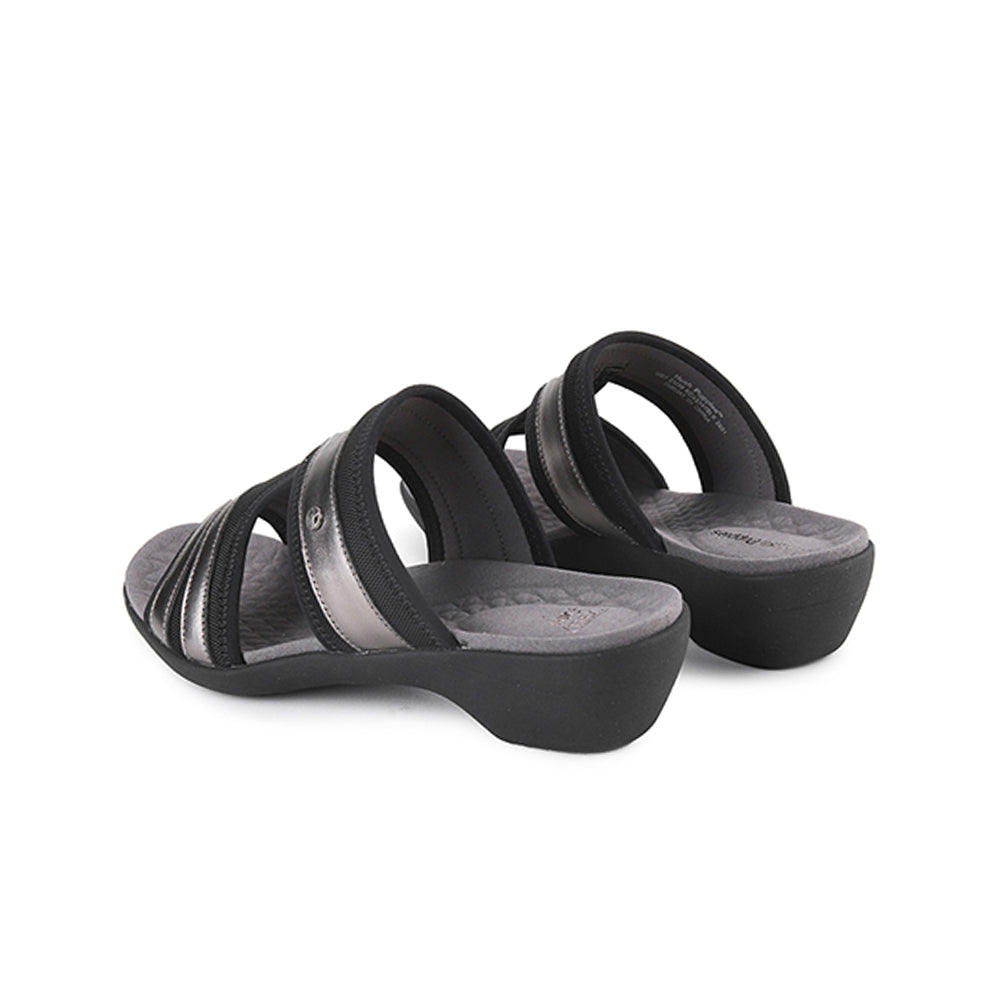 Altis Slip On
