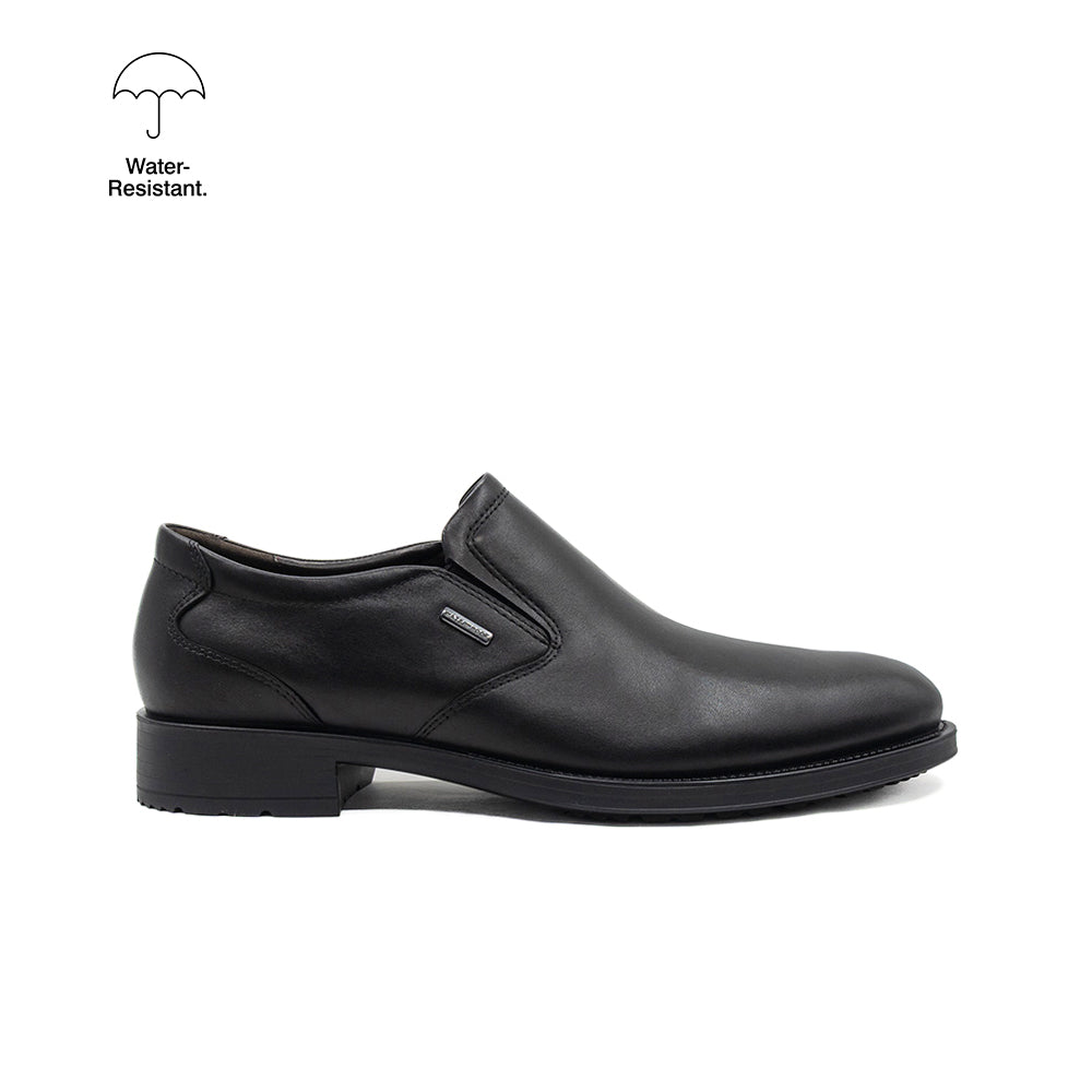 Atlas Slip On