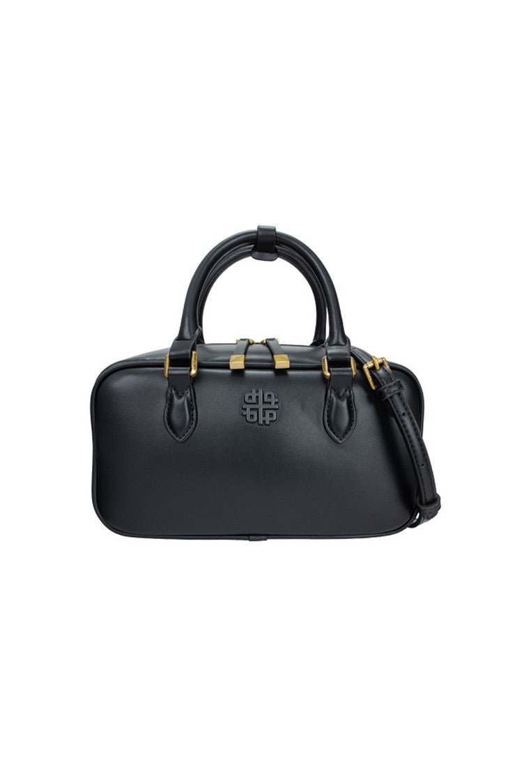 Claire Satchel