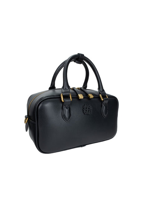 Claire Satchel