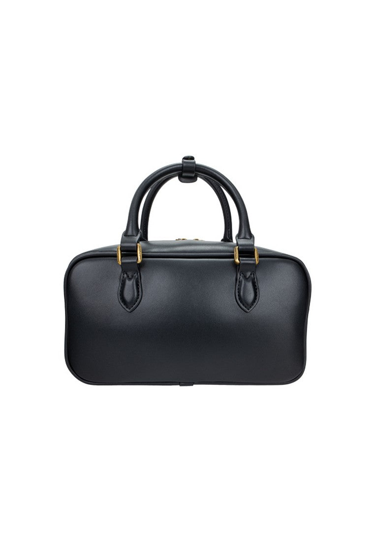 Claire Satchel